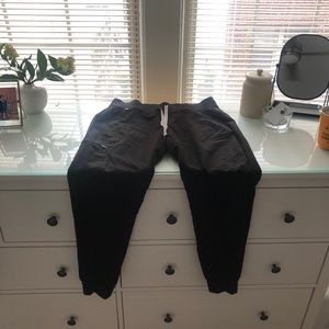 2 medium Zamora jogger bottoms